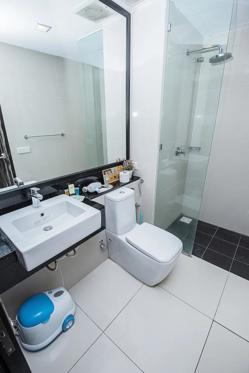Sabah Homestay at KK Sky Suite