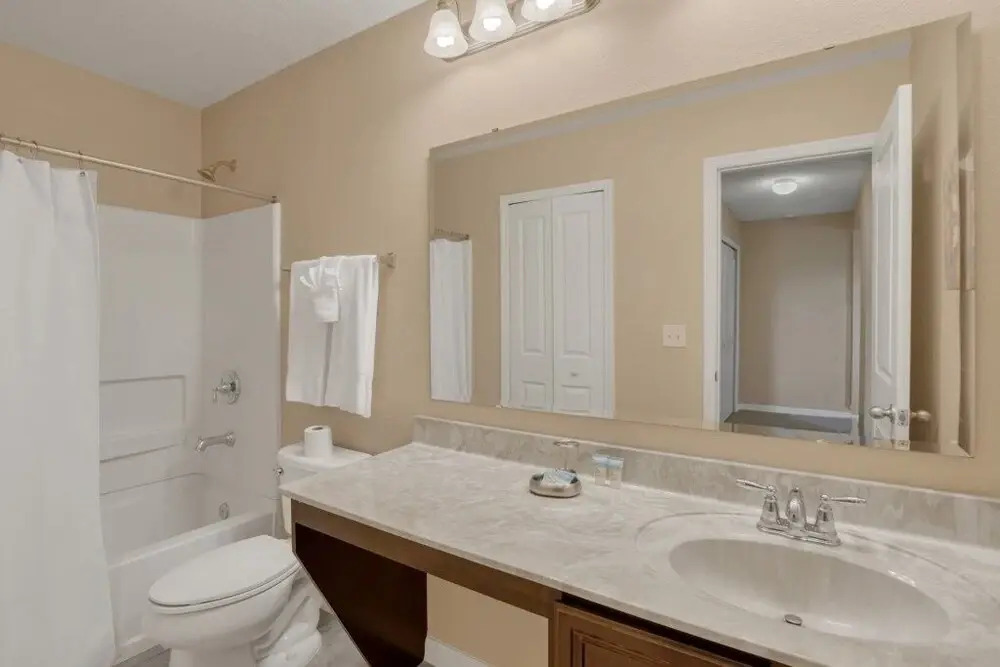 Exceptional 5 Bedroom Property On Crystal Cove 5 Villa by Redawning