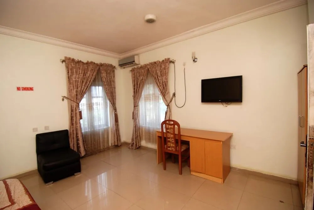 Sumed Suites Annex