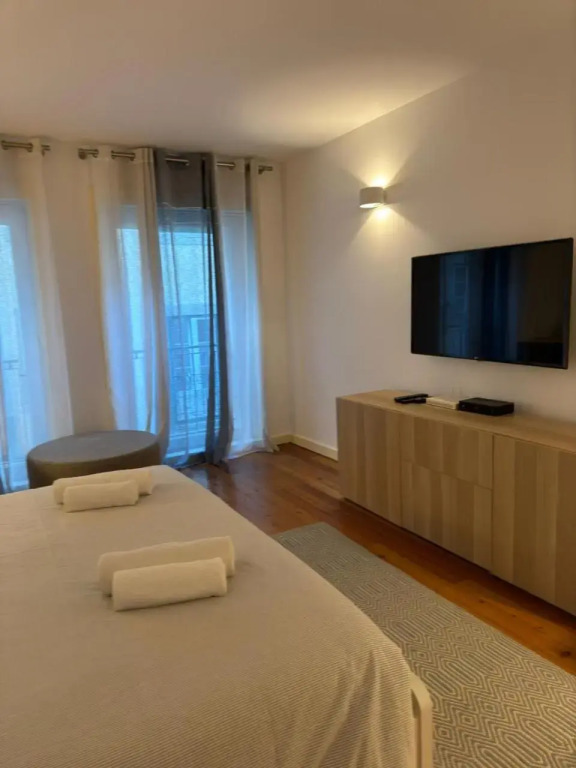 MyPlaceLisbon - Bairro Alto Apartment
