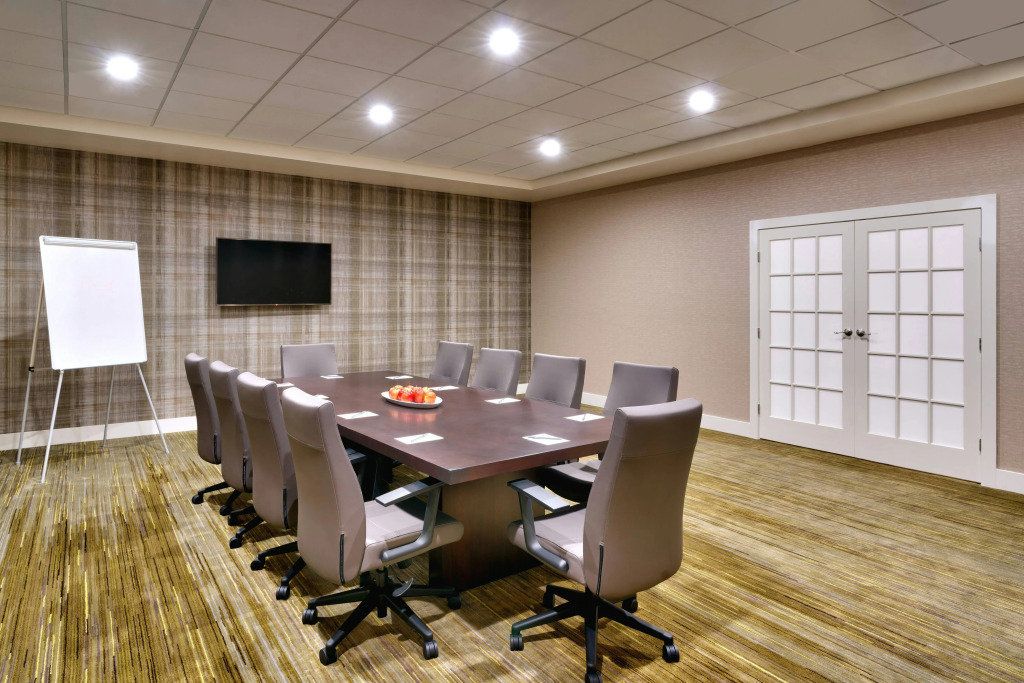 Courtyard by Marriott Charlotte Airport LoSo