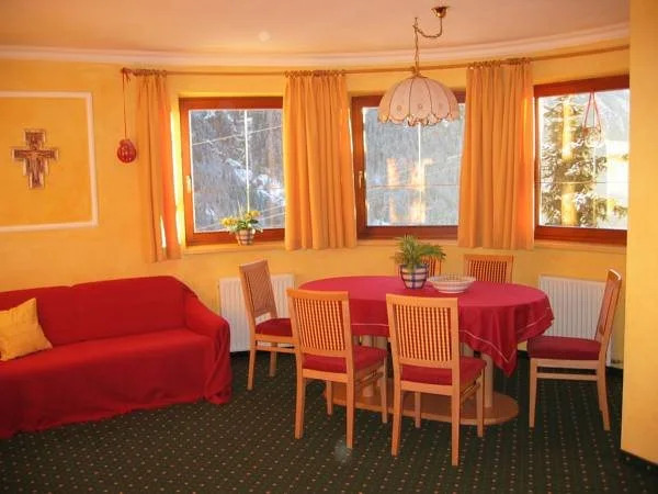 Apart Stotter