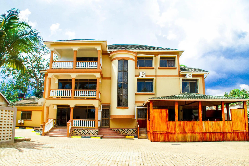 Alfa Hotel Munyonyo