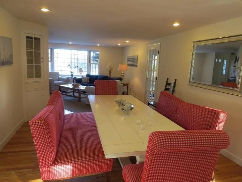 76 Olde Towne Lane - Four Bedroom House