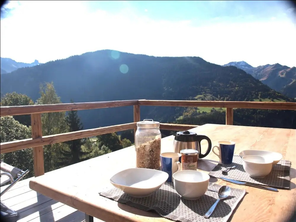 Chalet With 4 Bedrooms in Beaufort, With Wonderful Mountain View and F