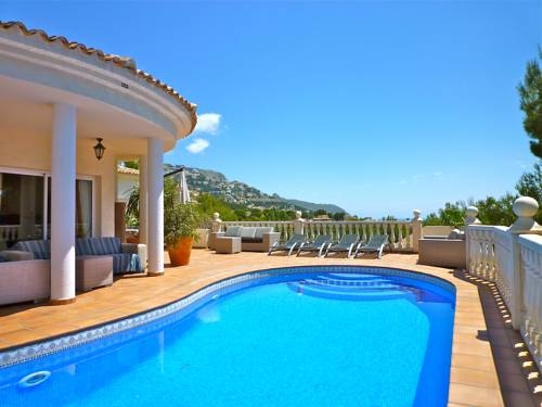 Luxury Home in Altea With Mountain Views
