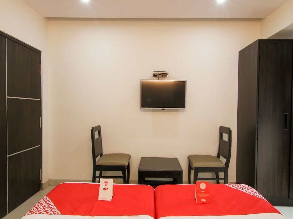 OYO 12768 Ramachandra Residency