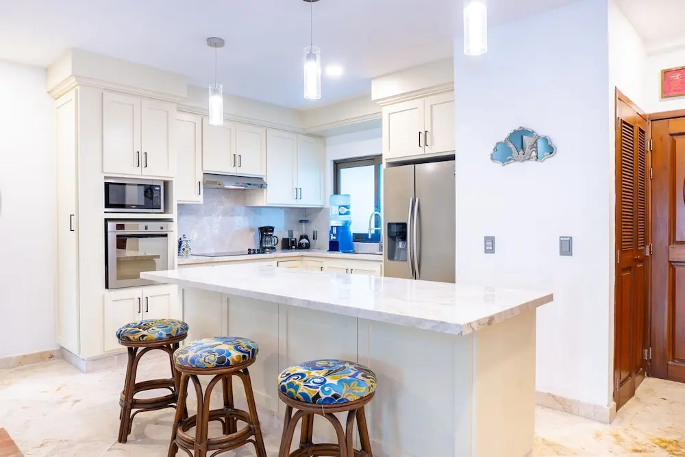 Paseo Del Sol Reef 305 3 Bedroom Condo by RedAwning