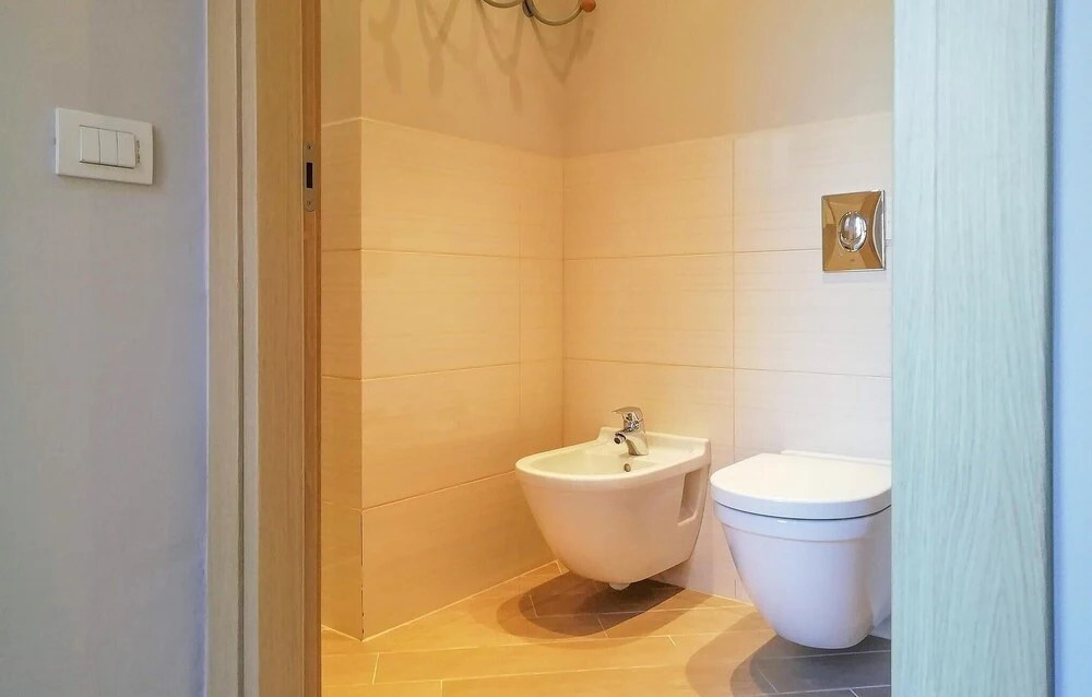 2 Bedroom Gorgeous Home In Magliolo-Finale Ligure