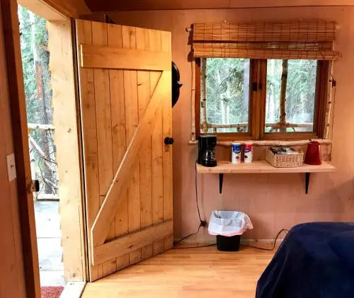 Svens Basecamp Hostel