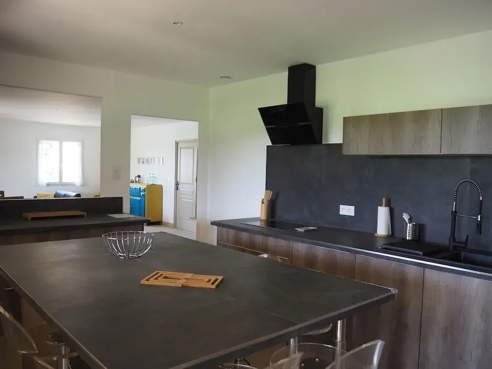 Holiday Home Near Pont du Gard & Vineyards