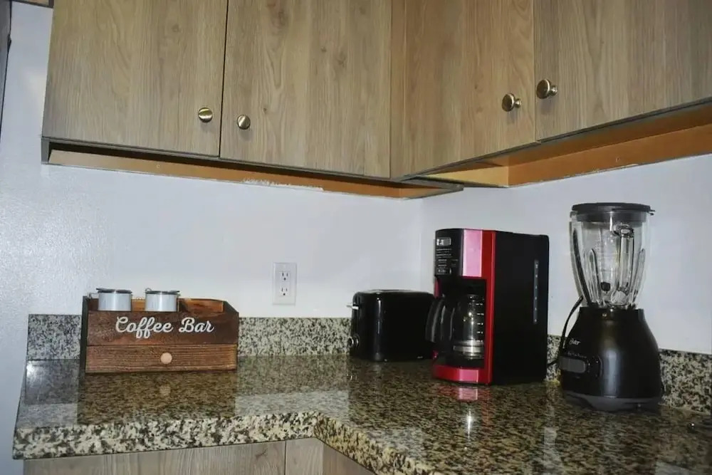 2BD 2BT Apt Near University