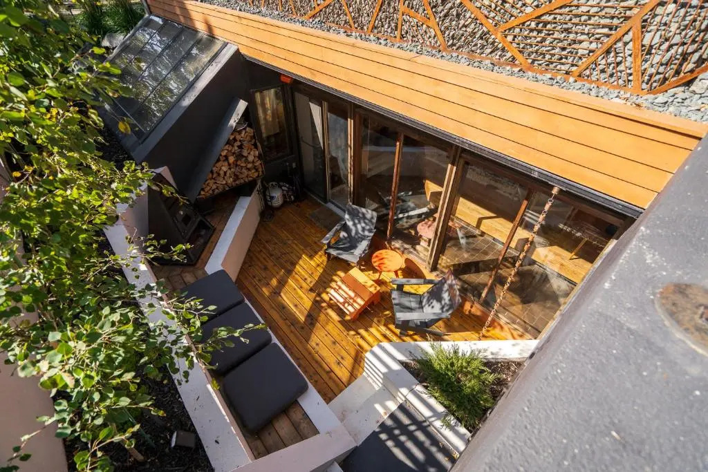 Dove's Nest - Earth Home