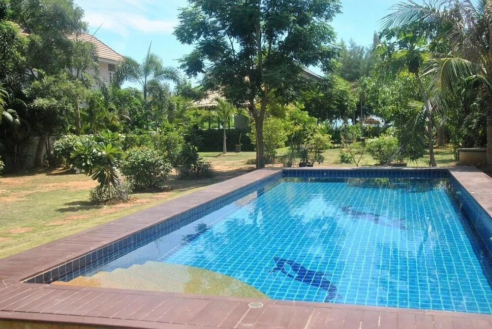 Baan Aroka Pool Villa Sea View