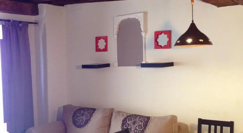 Apartamentos El Almez