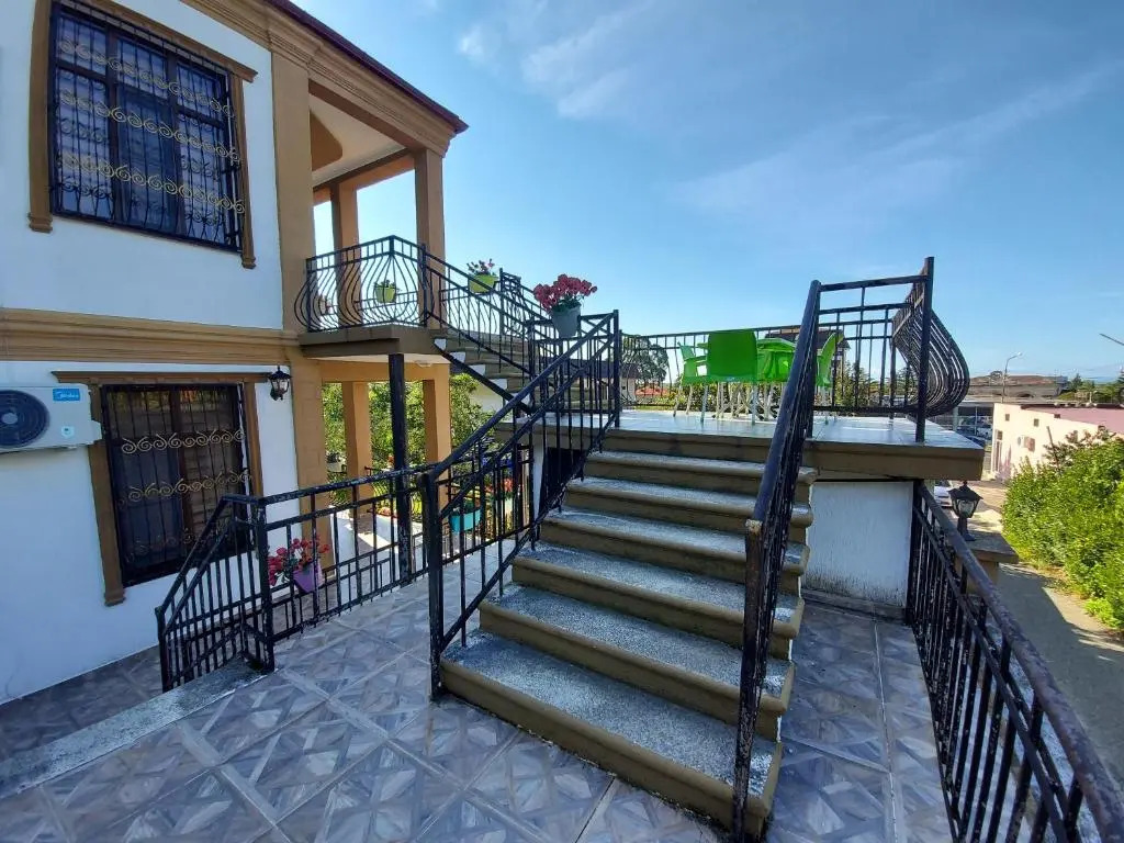 Esmeralda Guest House