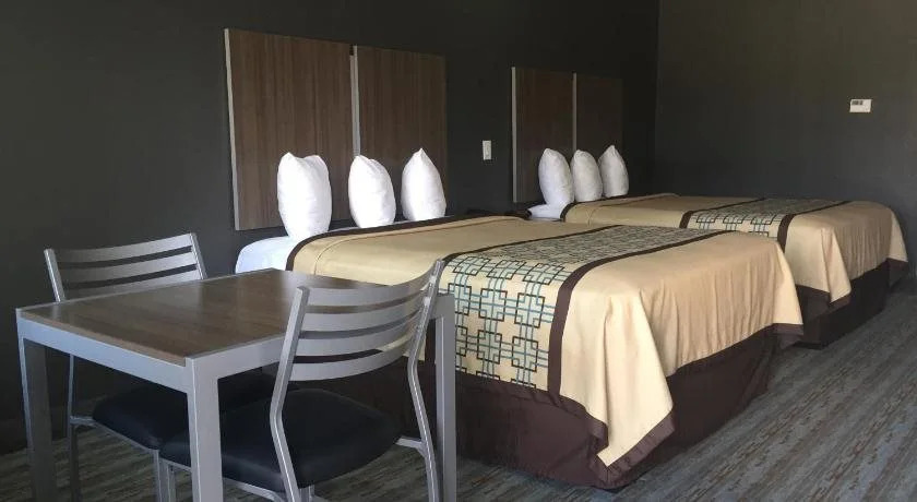 Scottish Inn & Suites - Conroe