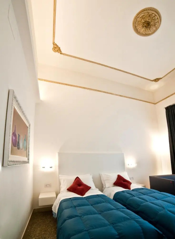 Town House Cavour
