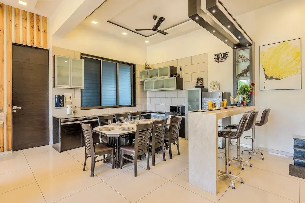 CosmicStays The Luxe Oasis Private Pool Villa & Bar In Lonavala