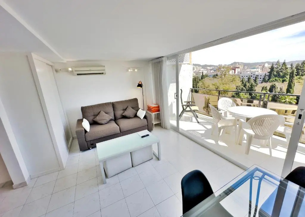 Skol 514 East Facing Duplex Apartment with Sea Views
