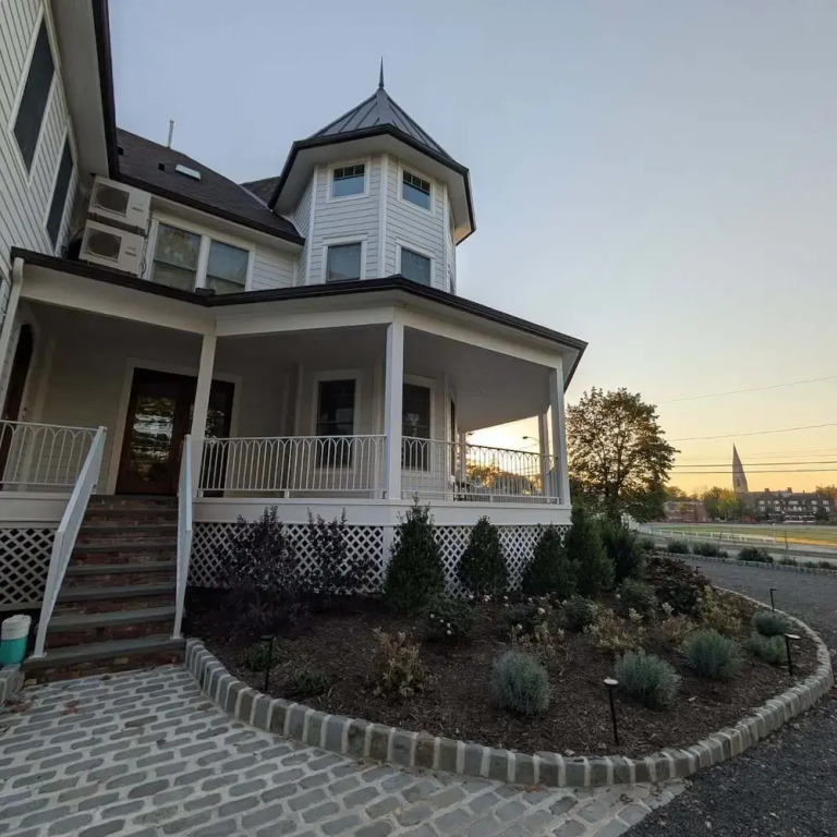 Parkway House Goshen Family-Friendly Bed & Breakfast