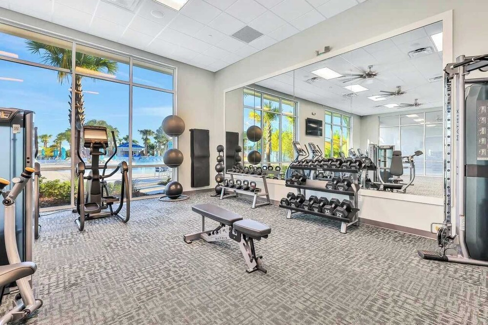 Spacious Home w/ Private Pool, Near Disney