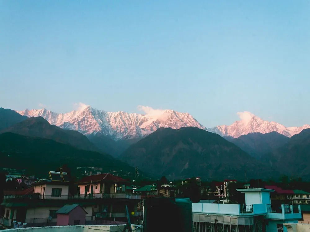 OYO 13385 Home Peaceful 1BHK Dharamshala