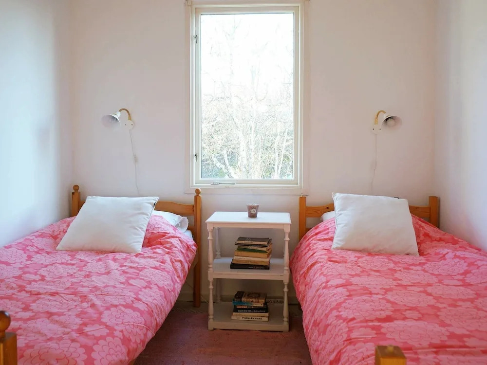 4 Person Holiday Home in Hamburgsund