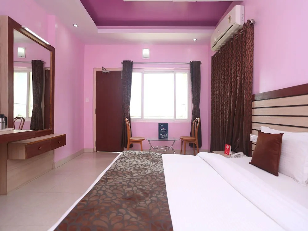 OYO 10046 Hotel Swarna Villa