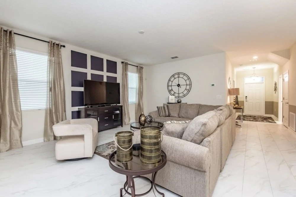 Champions Gate 1550 - Six Bedroom Villa with Private Pool