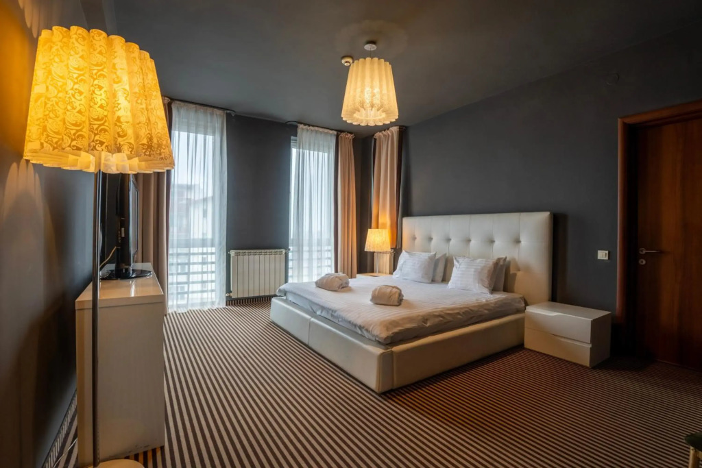 Alex&George Boutique Hotel