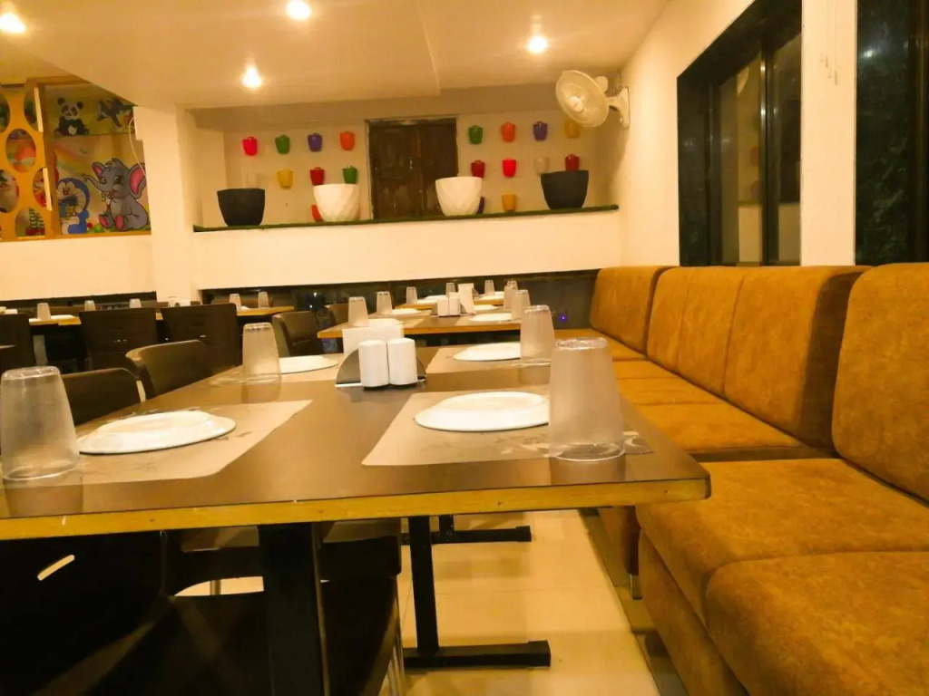 Hotel Neem Tree