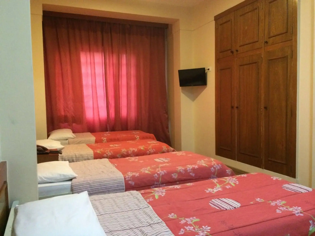Lux Hotel