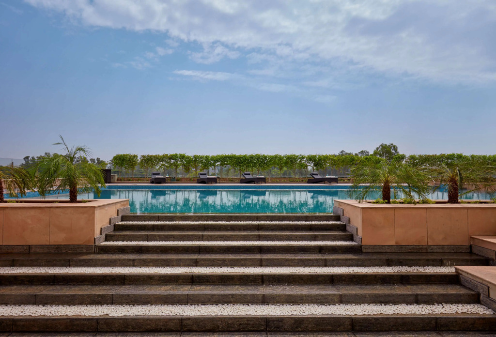Hyatt Regency Chandigarh, Elante Mall