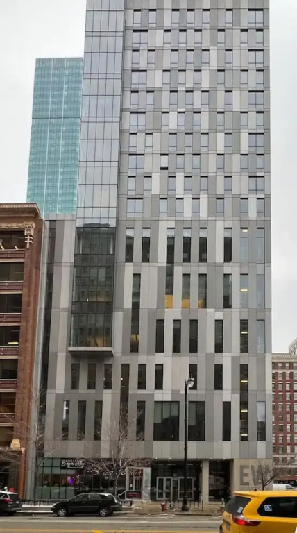 Chicago get Away - 2 Bedroom