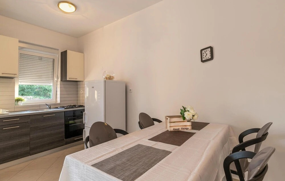 Gorgeous Home In Bibinje