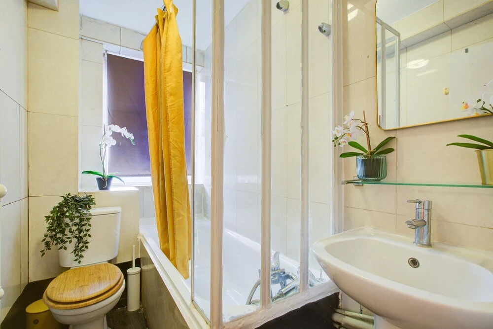 Hyde Park Private Family Apartments