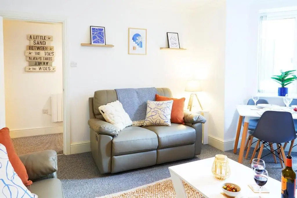 The Courtyard Apartment - Yorkshire Coast Holiday Lets