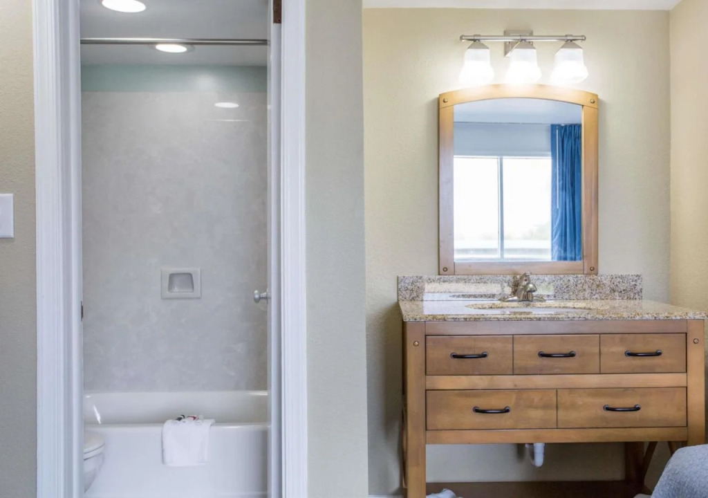Mariner Inn And Suites