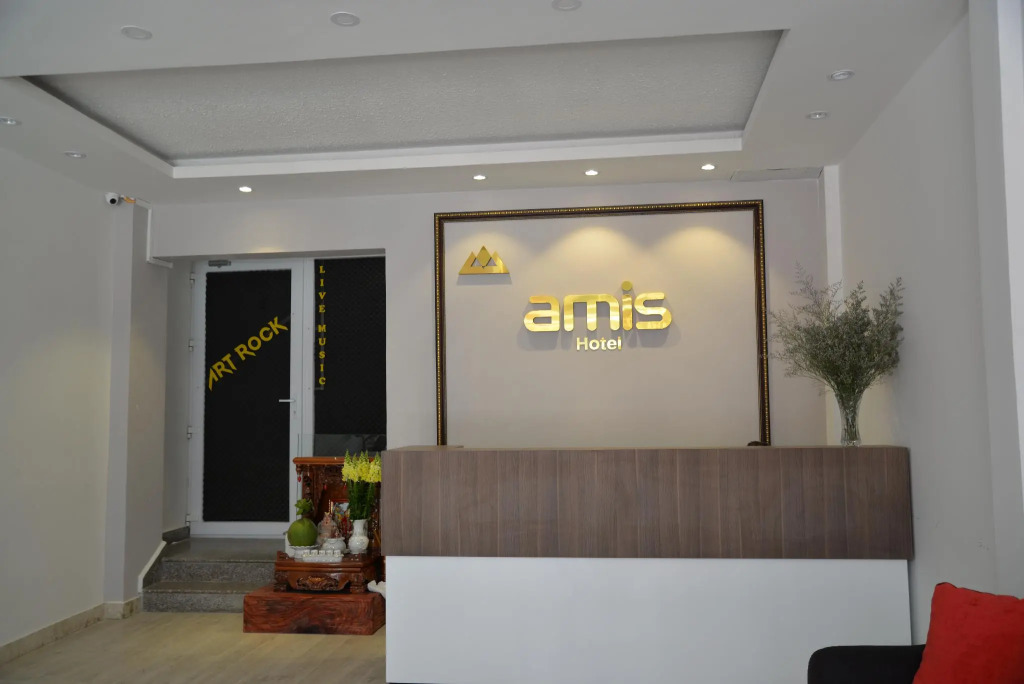 Amis Hotel