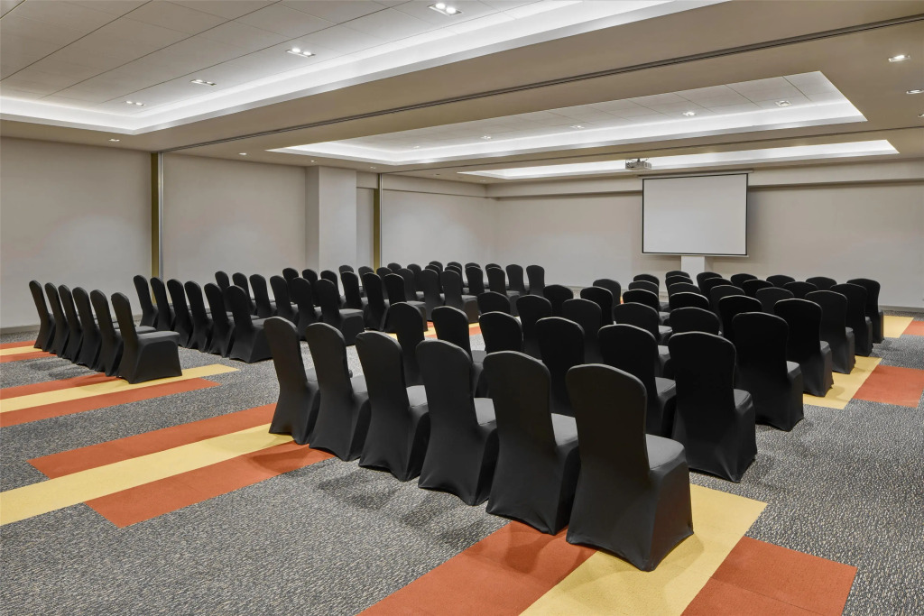 Park Inn By Radisson Clark