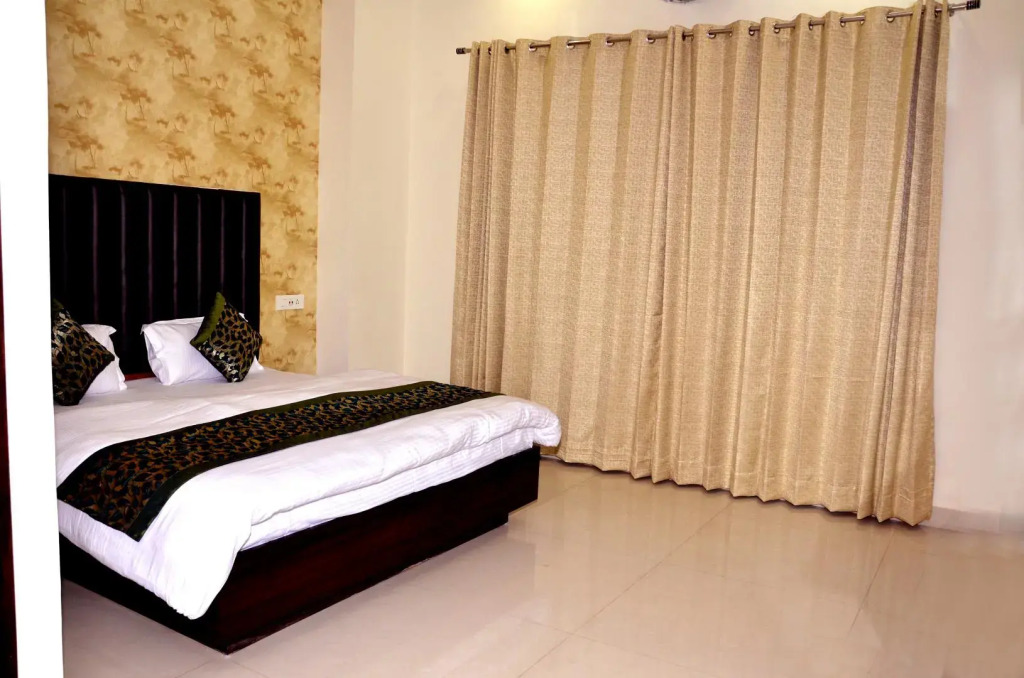 Hotel Golden Residency