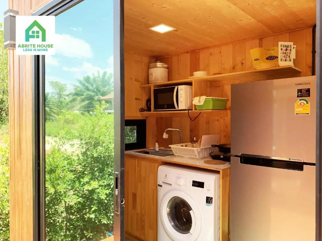 2 Tiny Houses on Koh Lanta Only 2 Minutes Walk to the Beach