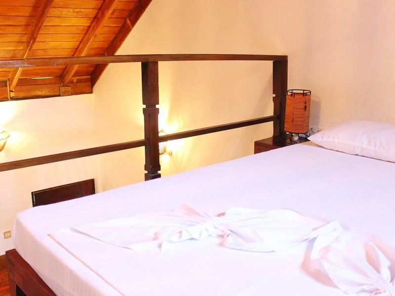 Full Moon Resort