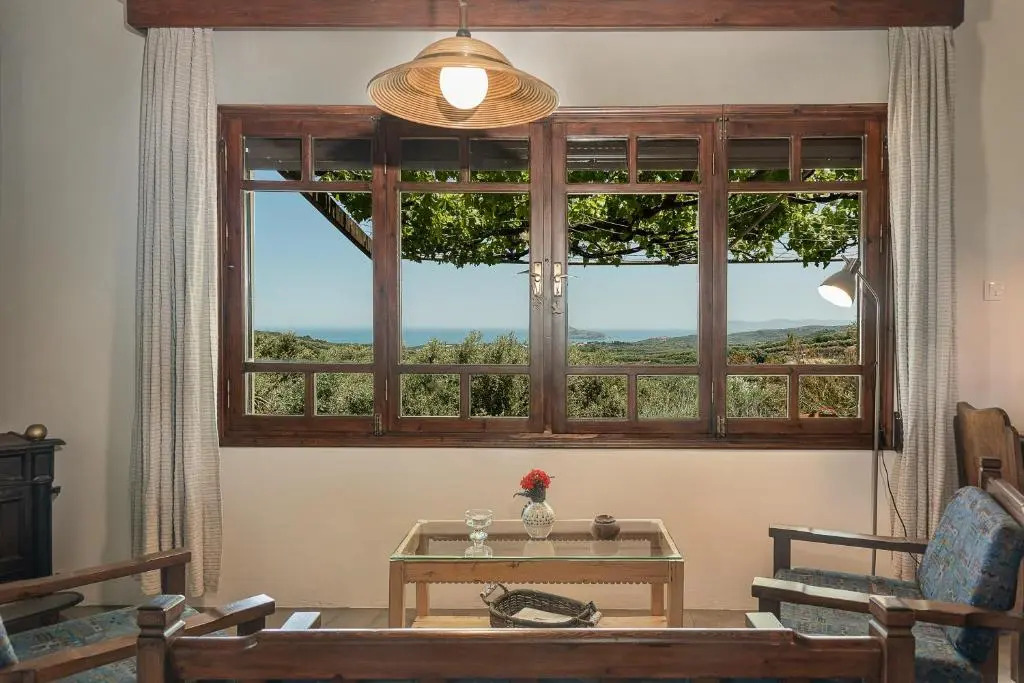 Sarris Home, country house with stunning view