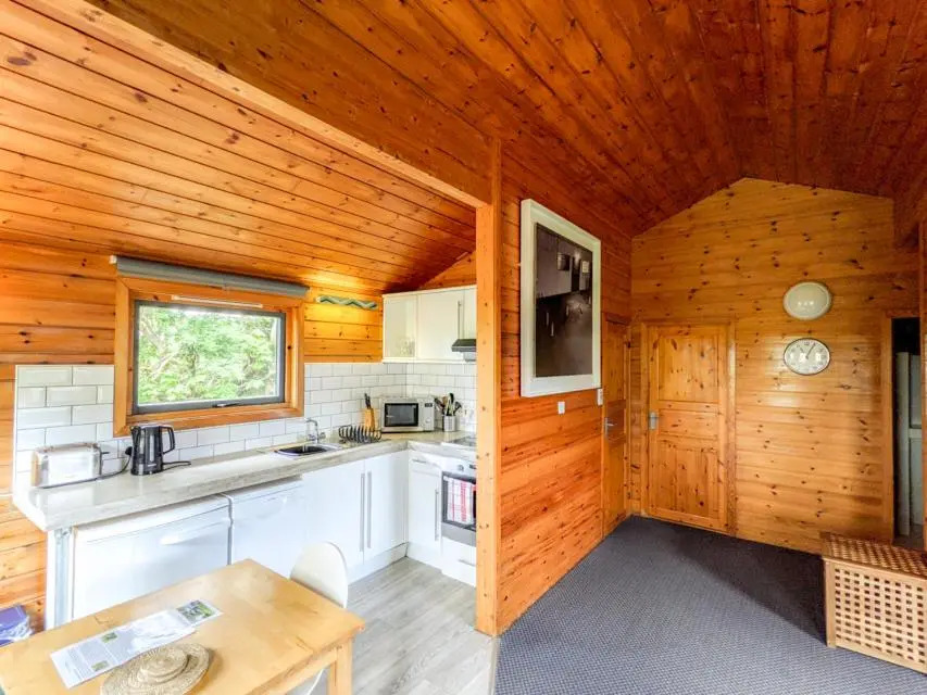 Avallon Lodges