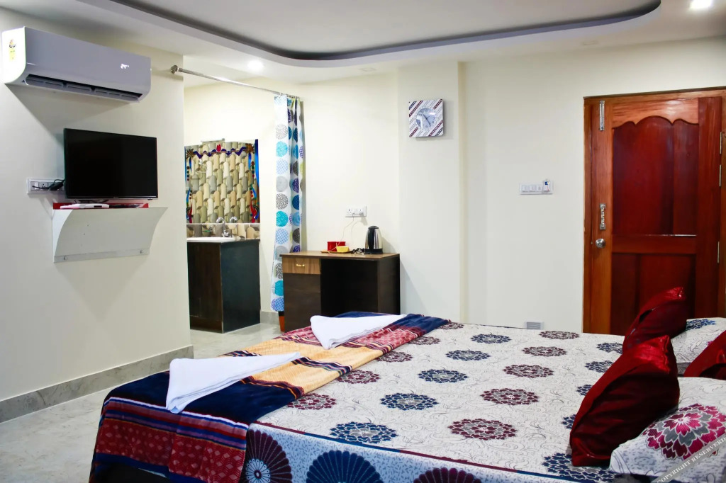 GKM Grand Hotel