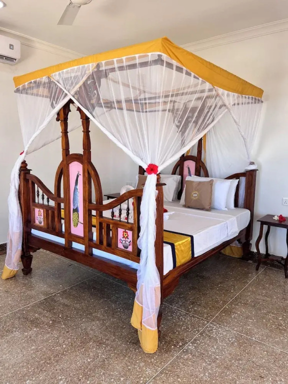 Zamu Beach Hotel