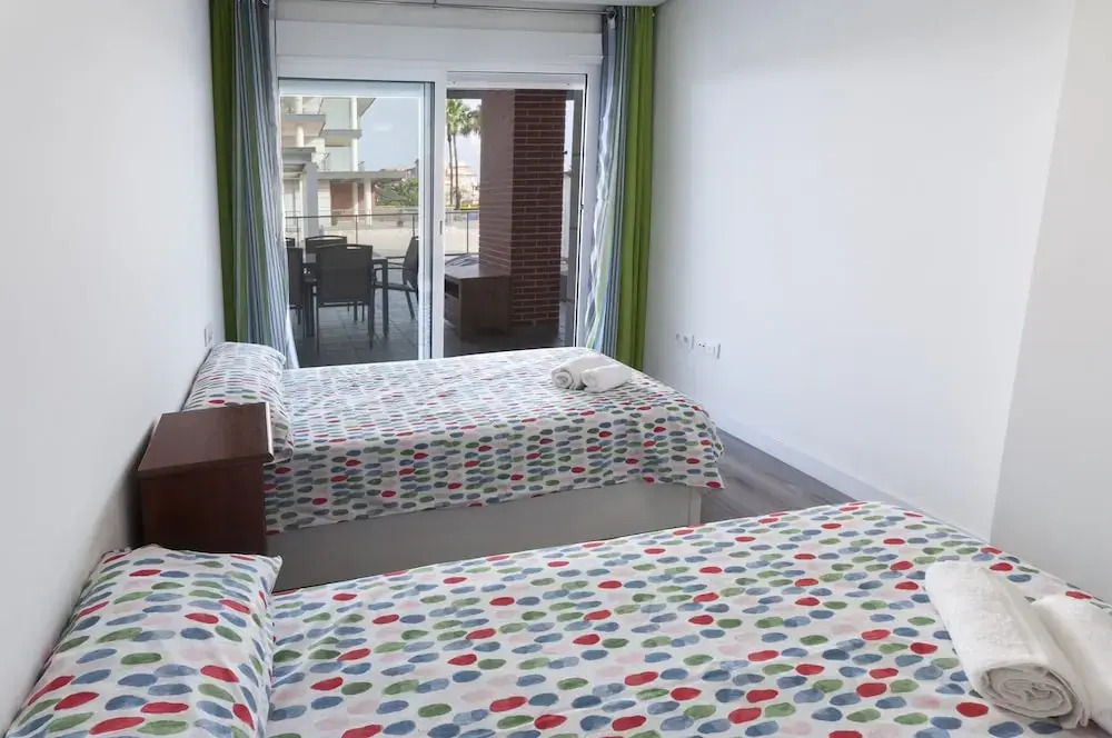 Brezo in Oliva With 2 Bedrooms and 2 Bathrooms
