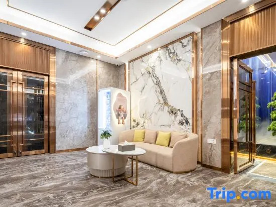 Zhirong Zhenxiang Hotel (Dongguan Dalang RT-Mart)